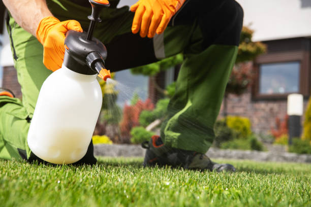 Best Wildlife Control Services  in Charles City, IA